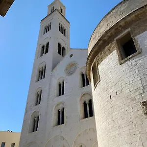 Landlord 8 - Finestra Sulla Cattedrale Pensjonat
